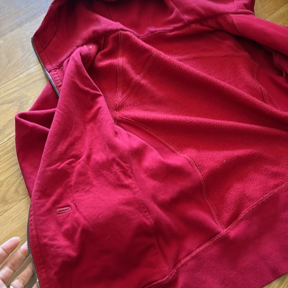 Lululemon Scuba full-zip Hoodie size 6, red - Picture 3 of 6